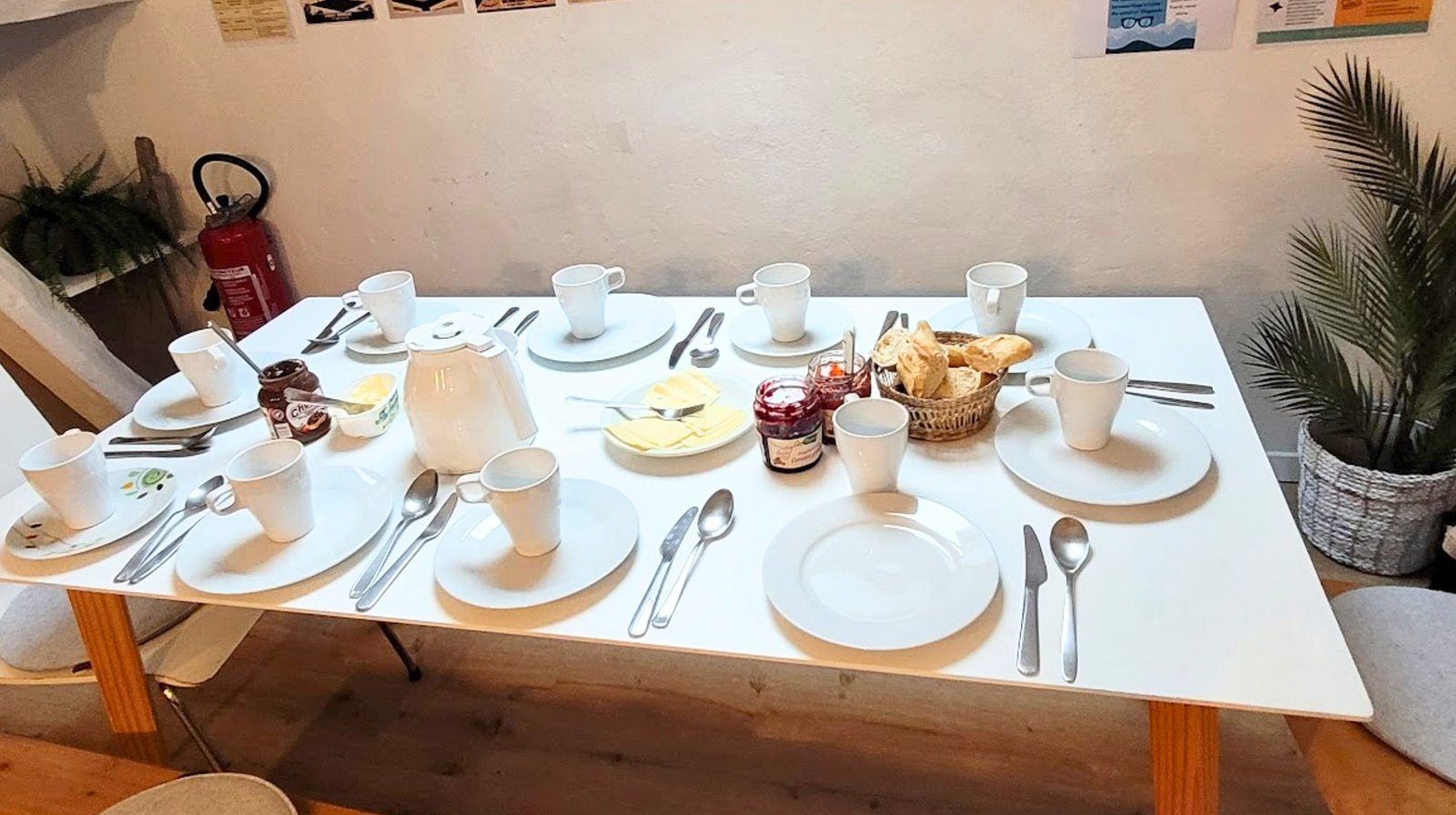 breakfast table in hostel extension