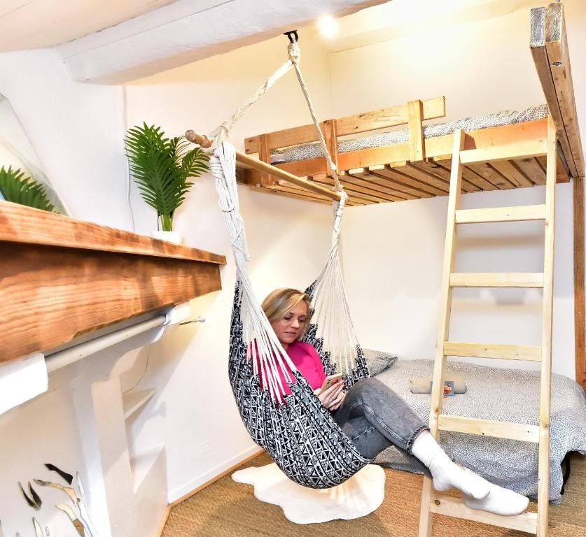 Le Phare Private bunk bed room hostel extension