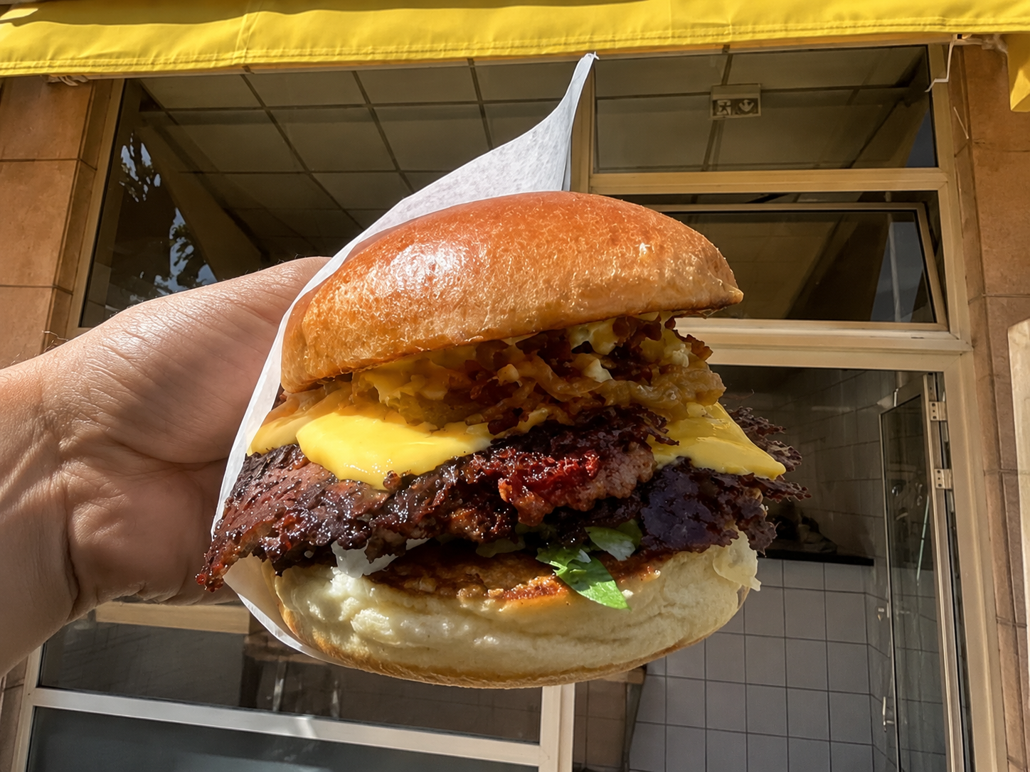 Burger at Nelly's Biarritz